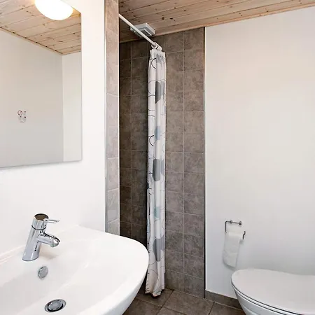 Vakantiehuis Luxury Pool By Sea - By Traum Bogense